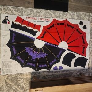 Vintage VIP Fabric Panel Vampire Costume Halloween Cut & Sew Hood Cape Child New
